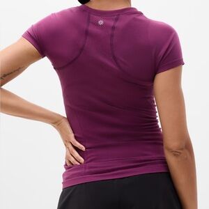 Athleta Magenta Short Sleeve active Tee, size XXL
